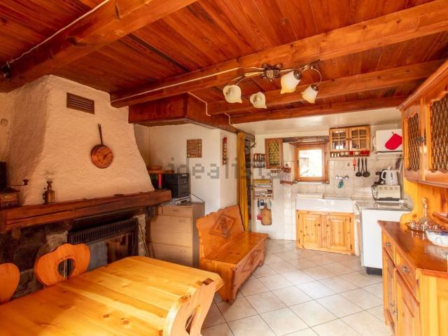 Appartamento in vendita a Saint Denis, Aosta
