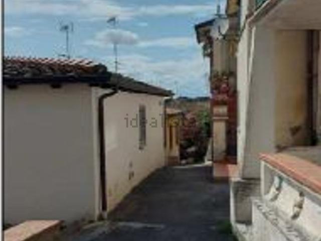 Appartamento in vendita a Palazzo Del Pero, Toscana