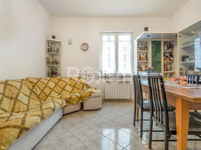 Appartamento in vendita a Val Polcevera, Serra Riccò