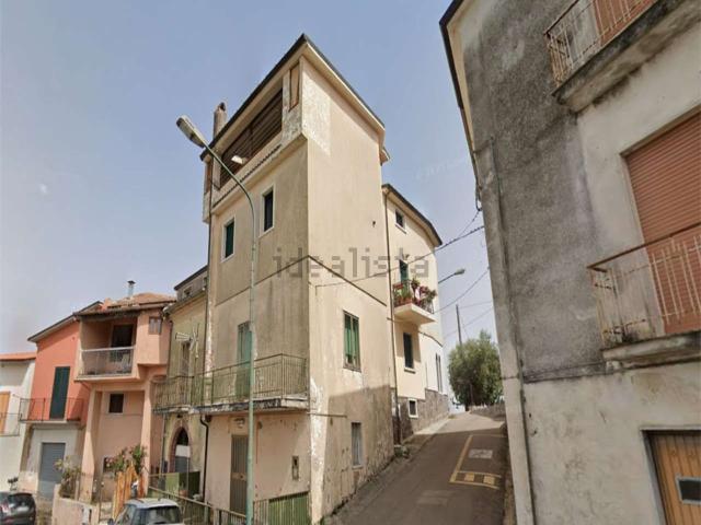 Appartamento in vendita a Ceppaloni, Campania