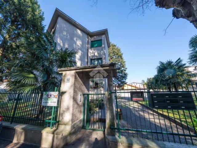 Appartamento in vendita a Macherio, Monza e della Brianza