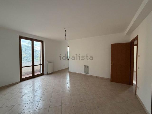 Appartamento in vendita a Foligno, Umbria