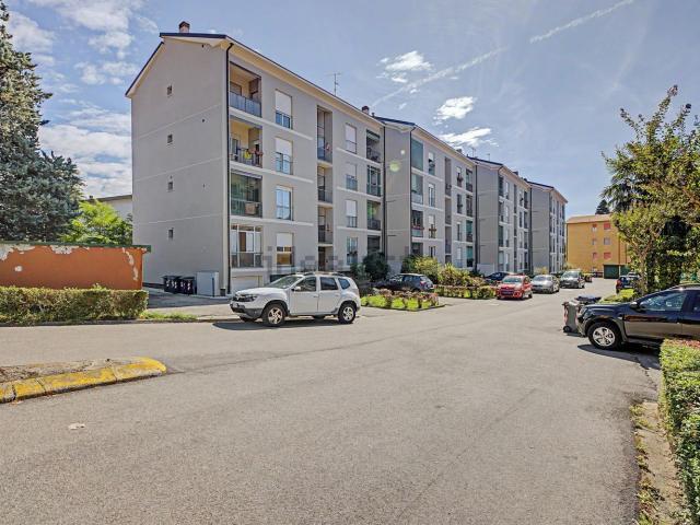 Appartamento in vendita a Velate, Varese