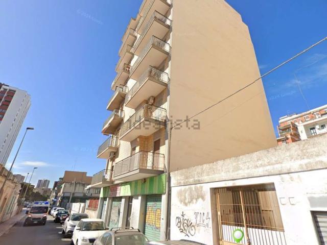 Appartamento in vendita a Taranto