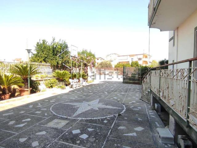 Appartamento in vendita a Maddaloni, Caserta