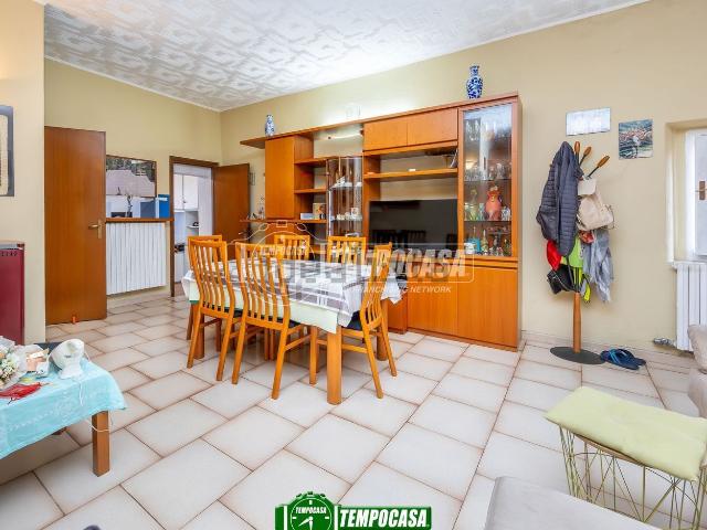 Appartamento in vendita a Grezzago, Lombardia