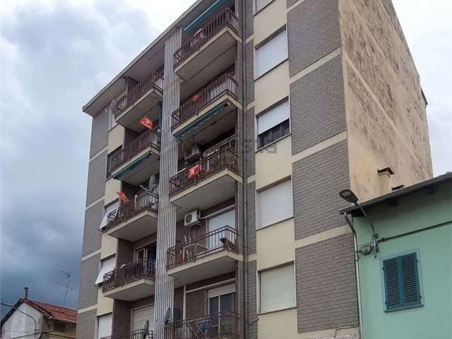 Appartamento in vendita a Livorno Ferraris, Vercelli