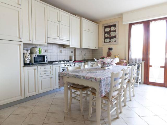 Appartamento in vendita a Vinci, Firenze