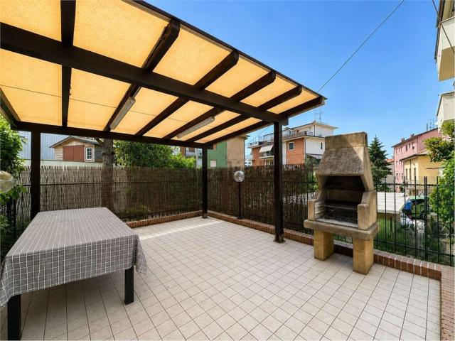Appartamento in vendita a Pietralacroce, Ancona