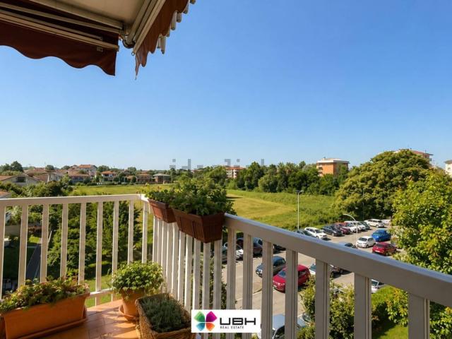 Appartamento in vendita a Cornaredo, Lombardia