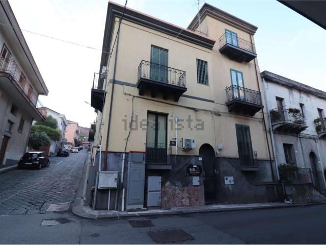 Appartamento in vendita a Zafferana Etnea, Catania