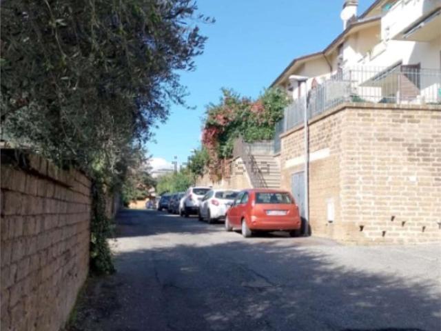 Appartamento in vendita a Sutri, Lazio