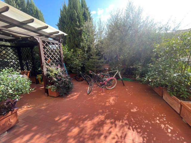Appartamento in vendita a Prato, Toscana