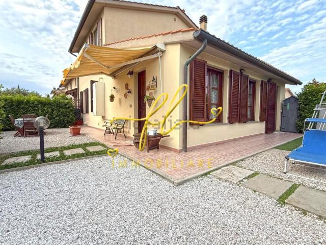 Appartamento in vendita a Cecina, Toscana