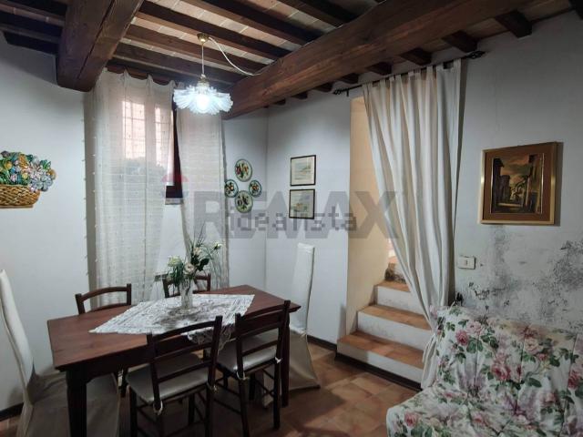 Appartamento in vendita a Mondaino, Rimini