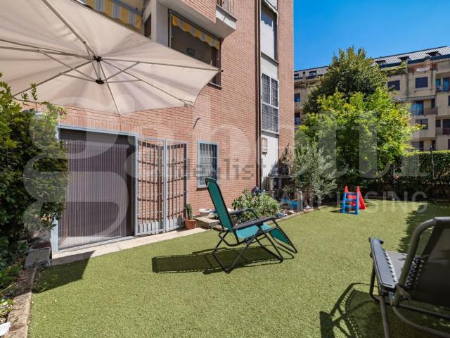 Appartamento in vendita a Rozzano, Lombardia