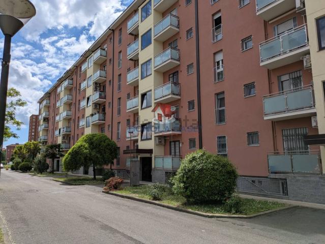 Appartamento in vendita a Municipio 8 di Milano, Milano