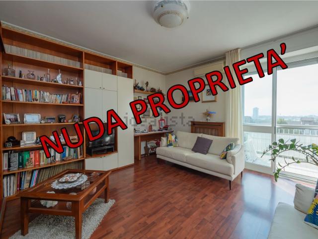 Appartamento in vendita a Forze Armate, Milano