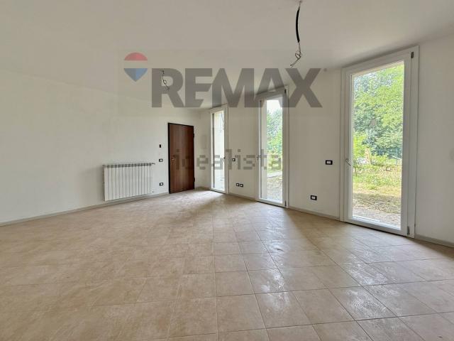 Appartamento in vendita a Castelverde, Lombardia