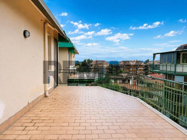 Appartamento in vendita a Santa Maria la Strada, Giarre