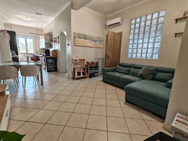 Appartamento in vendita a Lido di Enea, Roma Capitale