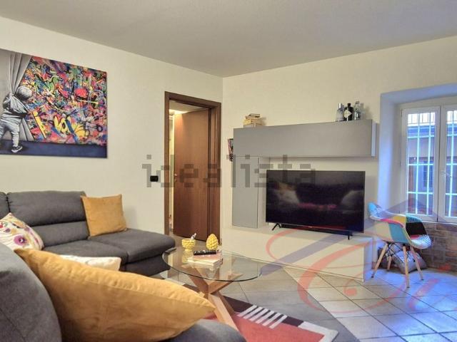 Appartamento in vendita a Molera, Oggiono