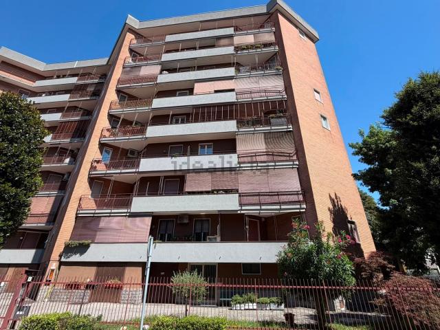 Appartamento in vendita a Muggiò, Lombardia