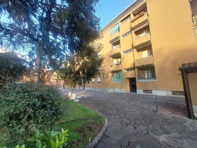 Appartamento in vendita a Sant'Albino, Monza