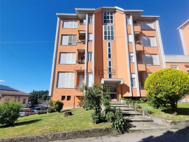 Appartamento in vendita a Biumo Superiore, Varese