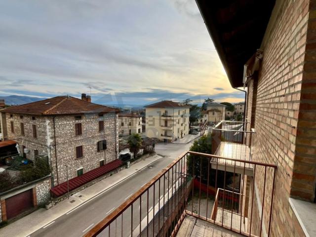 Appartamento in vendita a Colpetrazzo, Umbria