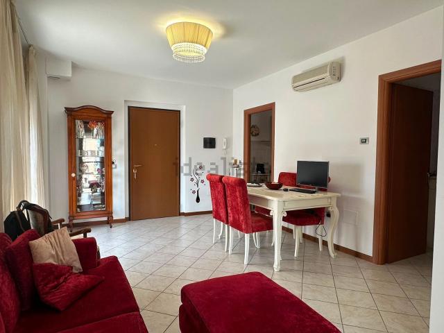 Appartamento in vendita a Terni, Umbria