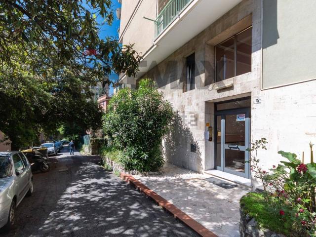 Appartamento in vendita a Levante, Serra Riccò