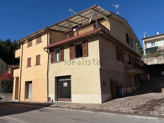 Appartamento in vendita a Nocera Umbra, Umbria