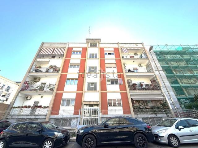 Appartamento in vendita a Municipio 2, Puglia