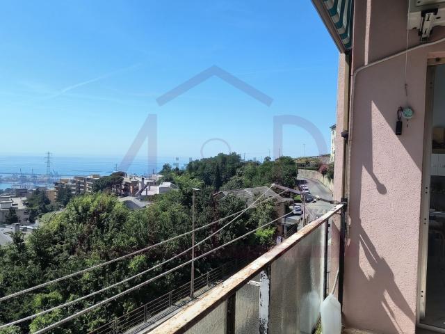 Appartamento in vendita a Centro Ovest, Serra Riccò