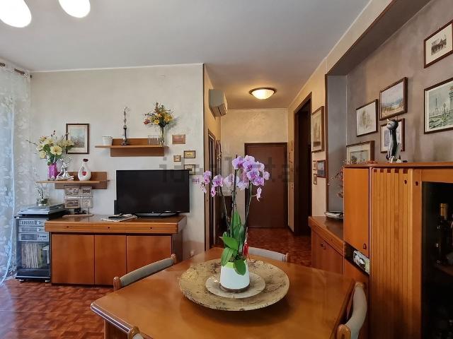 Appartamento in vendita a Brugherio, Lombardia