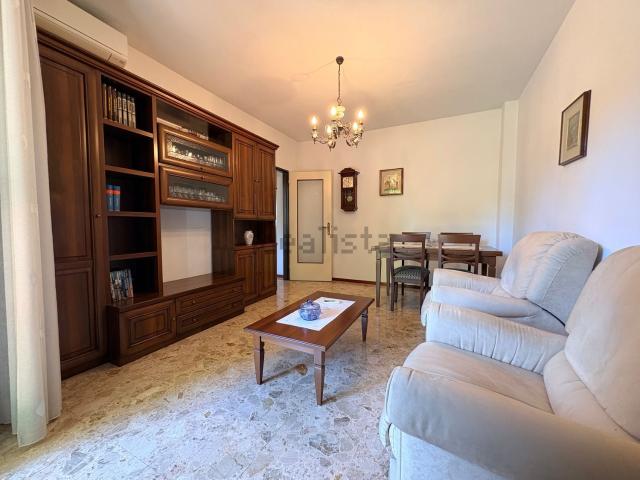 Appartamento in vendita a Rione Scala, Pavia