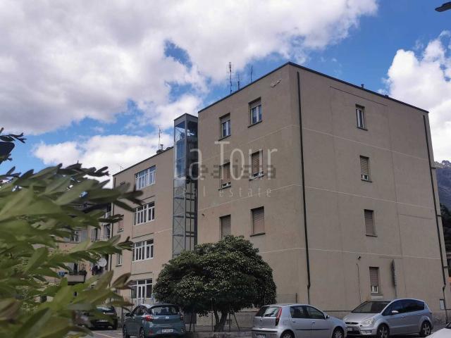 Appartamento in vendita a Aosta