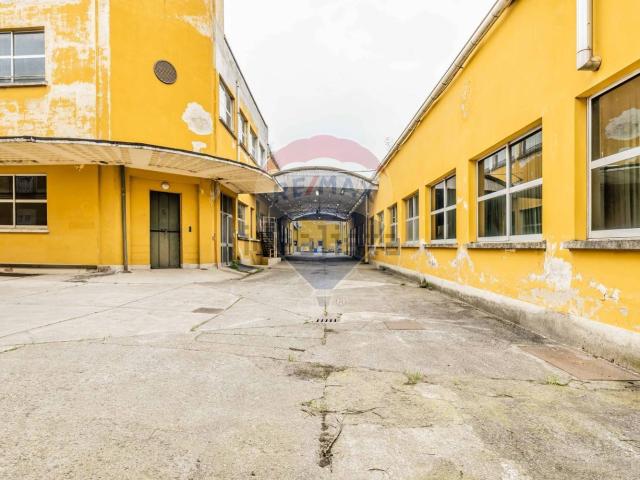 Appartamento in vendita a Ferno, Varese