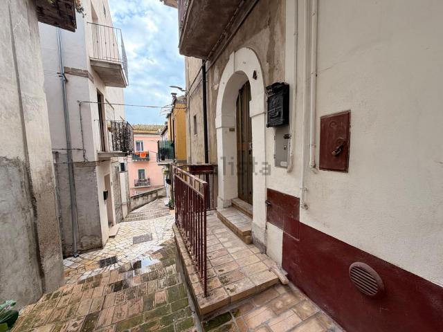 Appartamento in vendita a Montenero di Bisaccia, Molise