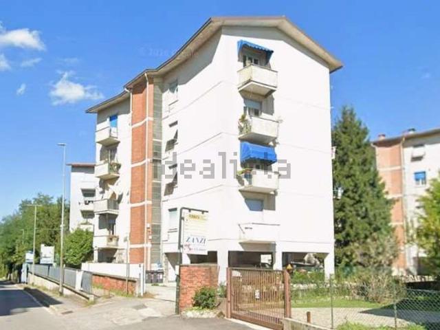 Appartamento in vendita a Biumo Superiore, Varese