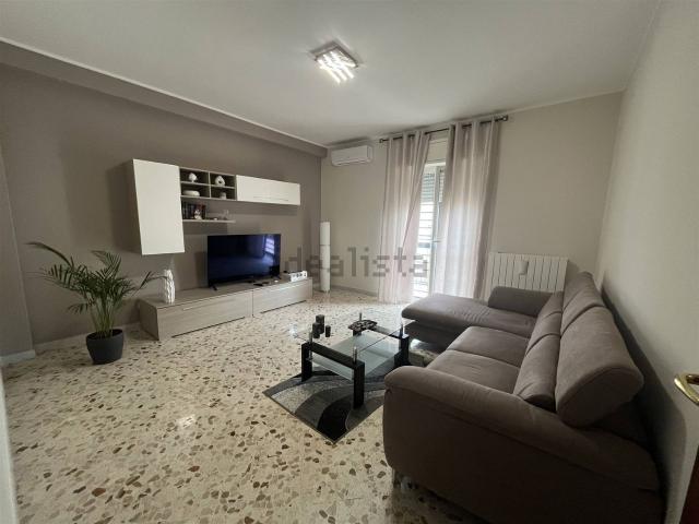 Appartamento in vendita a Valenzano San Lorenzo, Puglia