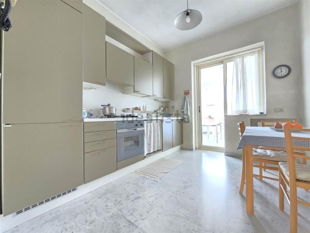 Appartamento in vendita a Caravello, Camaiore