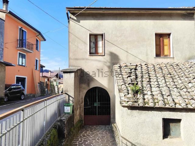 Appartamento in vendita a Serino, Campania