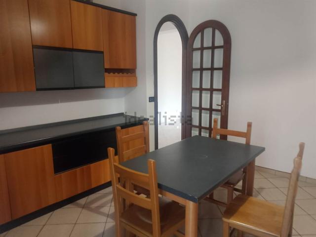 Appartamento in vendita a Nicolosi, Latina