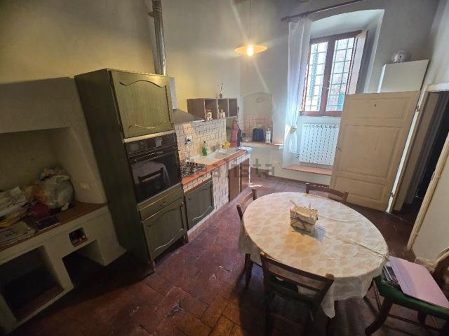 Appartamento in vendita a Pistoia, Toscana
