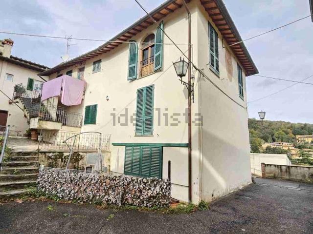 Appartamento in vendita a Carmignano, Toscana