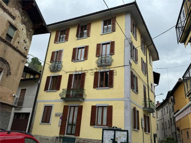 Appartamento in vendita a Viconago, Cadegliano-Viconago