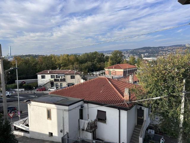 Appartamento in vendita a Muggiò, Friuli-Venezia Giulia