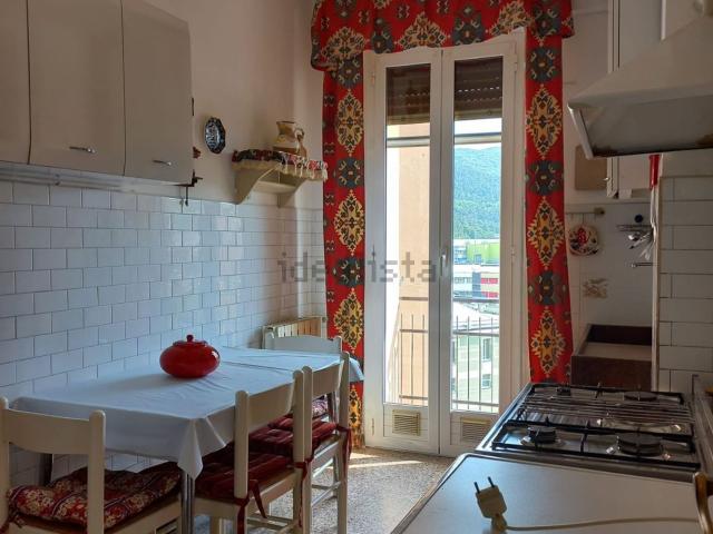 Appartamento in vendita a Vado Ligure, Liguria